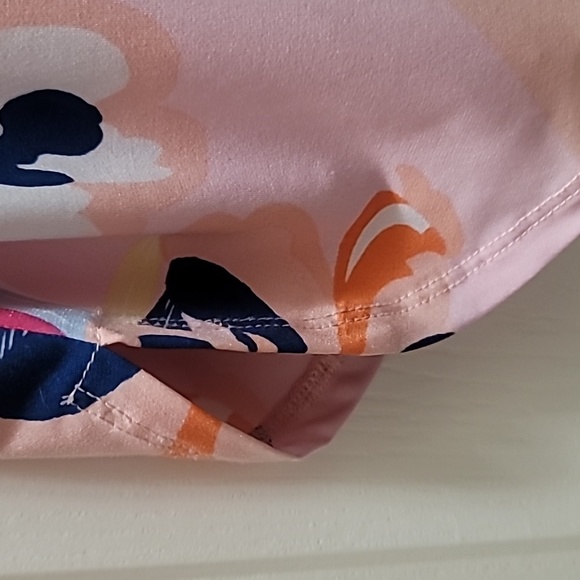 Cold Shoulder Top - Picture 4 of 8